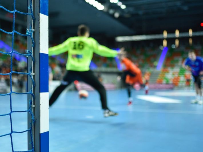 الاتحادان الدولي والآسيوي لكرة اليد يؤجلان دورة حراس المرمى في عمان ويوقفان الدورات بغرب آسيا