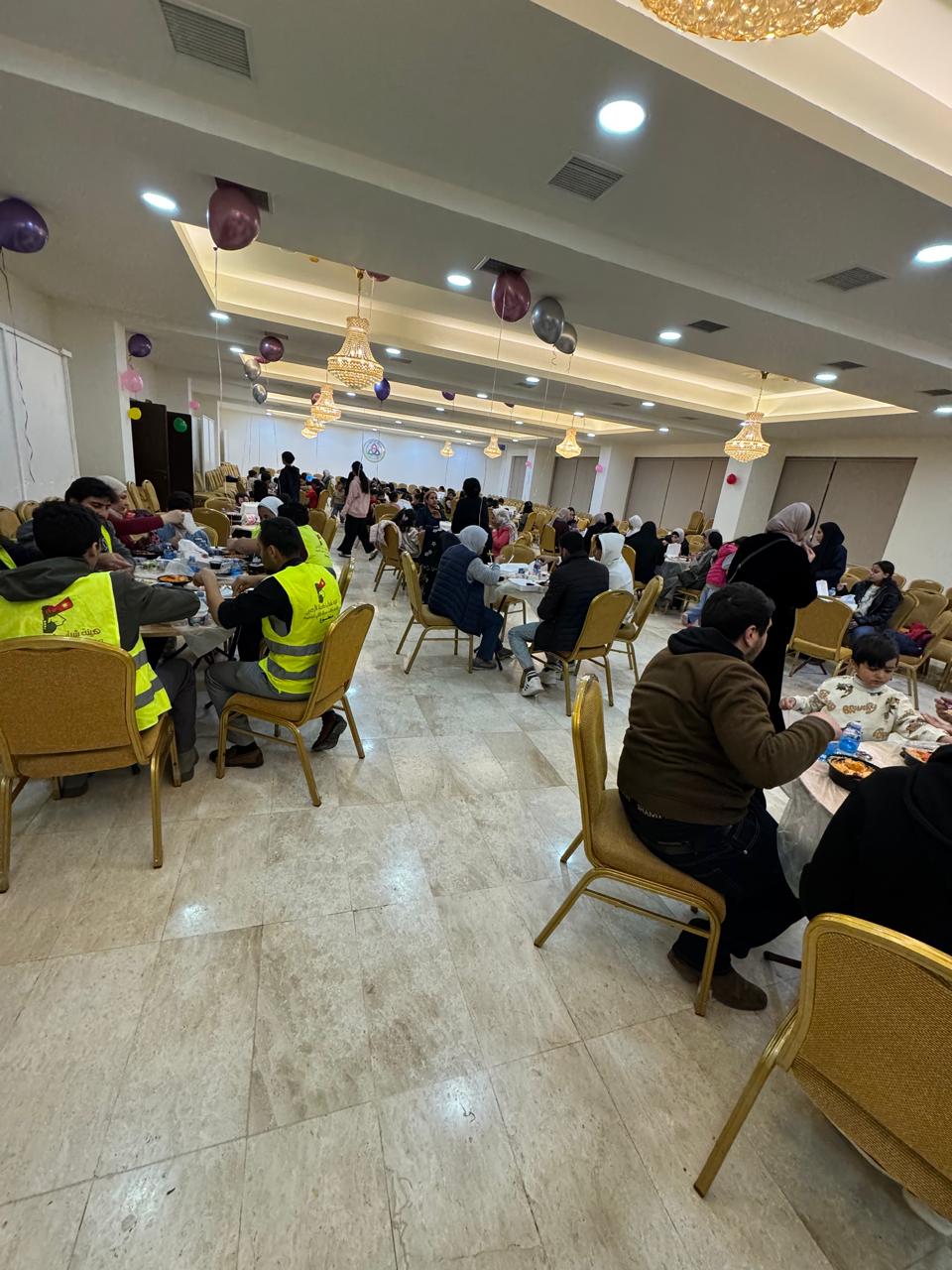 جمعية جبيهة الخيرية ترسم البهجة على وجوه الأيتام بإفطار رمضاني