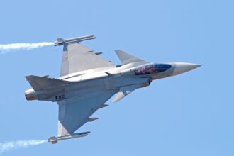 هجوم بطائرات مسيّرة يستهدف قاعدة فكتوريا قرب مطار بغداد الدولي