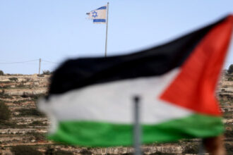 قوات الاحتلال تعتقل 5 مواطنين في رام الله والبيرة