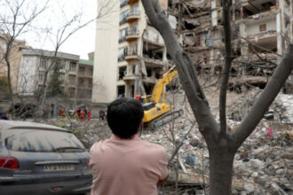 قتلى وجرحى بغارات أميركية إسرائيلية على إيران