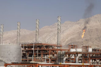 إسرائيل تستهدف منشآت الغاز في إيران لأول مرة بالتنسيق مع واشنطن