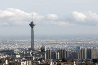 إسرائيل تعلن استهداف موقع صواريخ إيراني بطهران