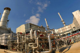 الكويت تتعرض لهجوم بطائرة مسيرة على مصفاة الأحمدي وسط تصاعد الحرب الإقليمية