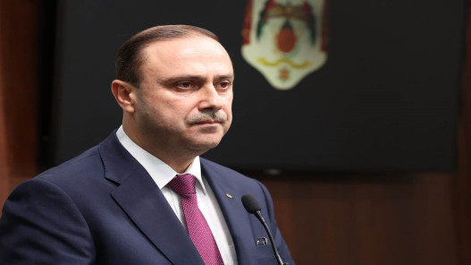 المومني يجري اتصالات مع وزراء الإعلام العرب في دول الخليج