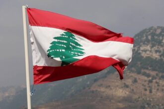 إسرائيل تستهدف الجنوب اللبناني وتوقع شهداء