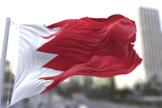 قوة دفاع البحرين تعلن اعتراض وتدمير 145 صاروخًا و246 طائرة مسيّرة منذ بدء الاعتداءات