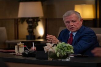 عاجل| الملك يناقش مع رئيس وزراء إثيوبيا التصعيد الإقليمي ويعبر عن التعازي للضحايا