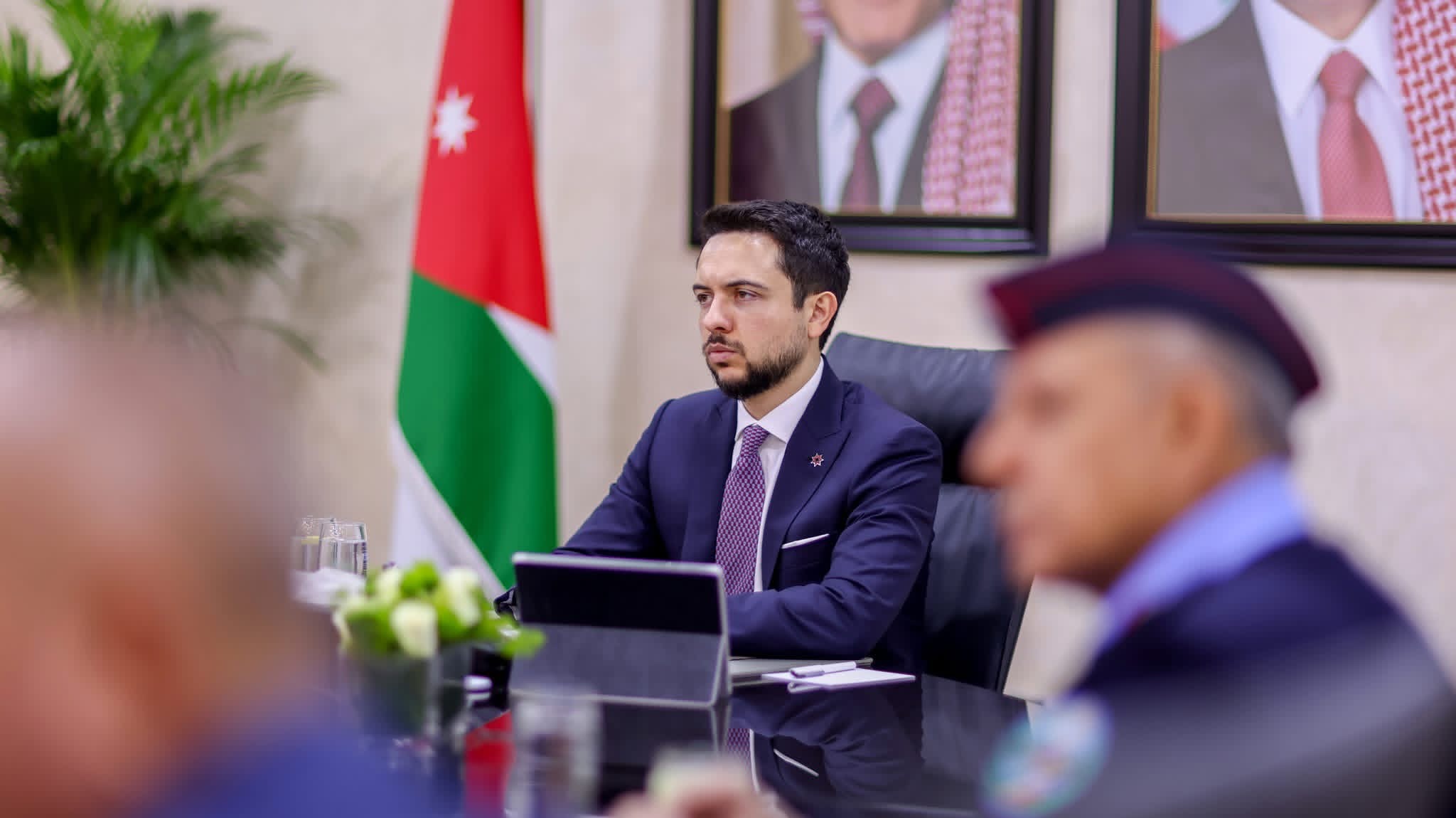 صورة حول : عاجل| ولي العهد يزور وزارة الداخلية عاجل| ولي العهد يزور وزارة الداخلية