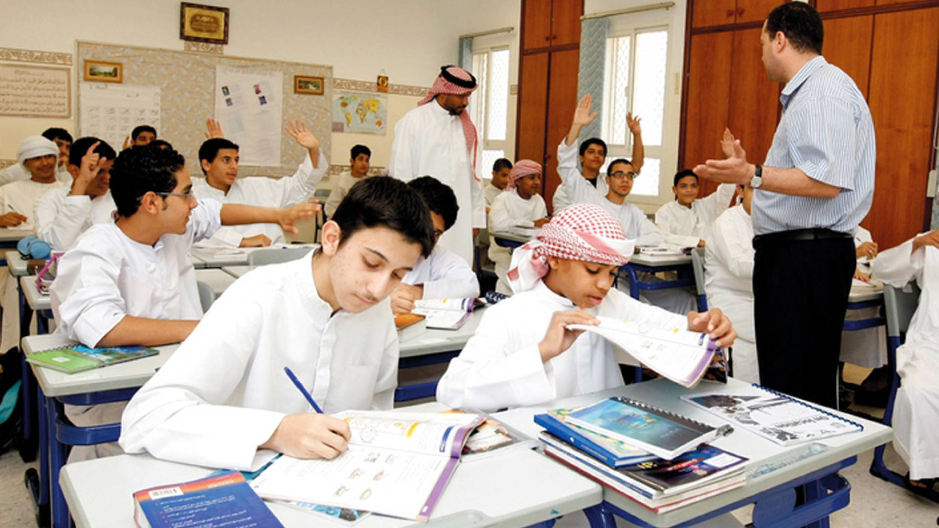 مدارس خاصة في الإمارات تسعى لإعادة فتح مبكر بشروط سلامة صارمة