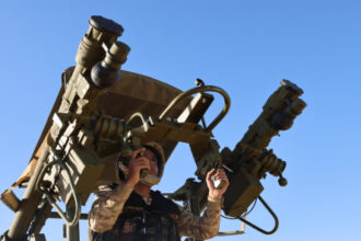 عاجل| القوات المسلحة تعلن تدمير 4 صواريخ إيرانية قبل وصولها إلى الأردن