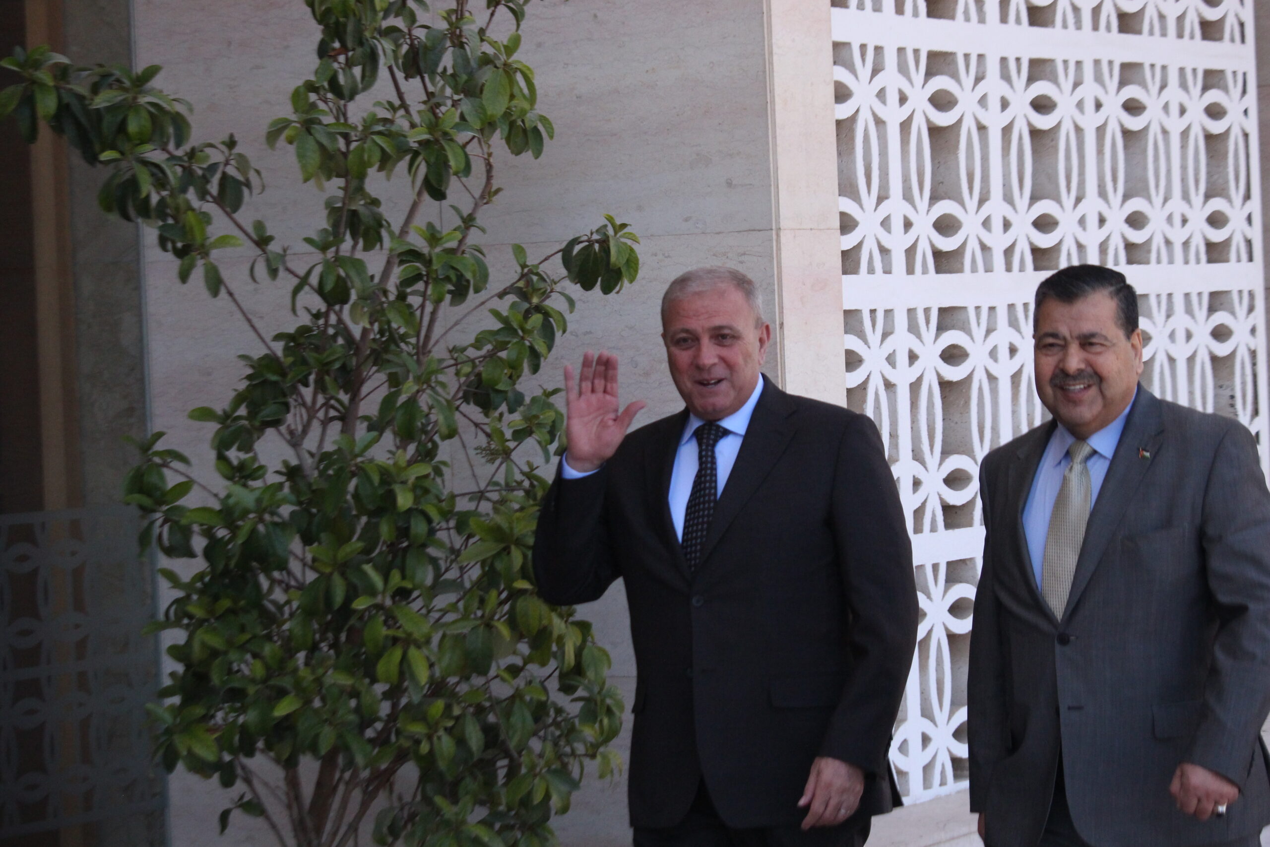 النواب يستكملون مناقشة قانون عقود التأمين