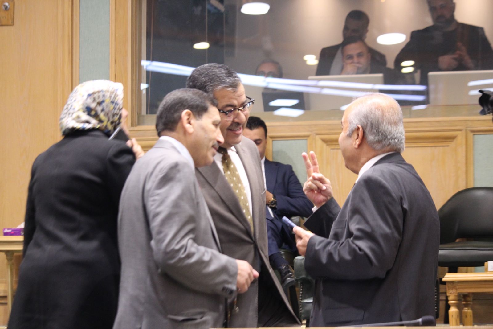 بالصور…. لقطات قبيل بدء جلسة النواب اليوم