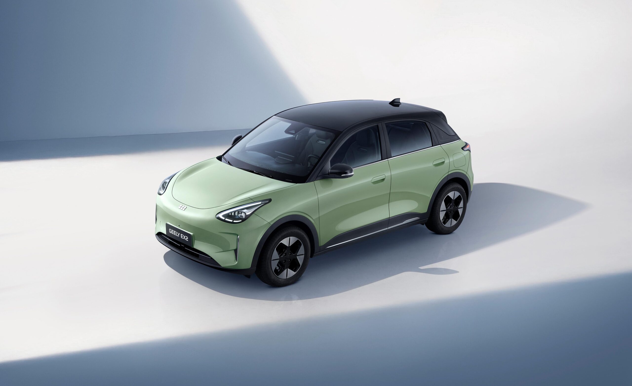 صورة حول : جيلي EX2 تتصدر مبيعات السيارات الكهربائية عالميًا وتؤكد ريادتها في 2025 جيلي EX2 تتصدر مبيعات السيارات الكهربائية عالميًا وتؤكد ريادتها في 2025