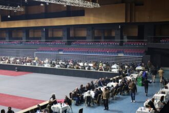 عمّان الأهلية تُكرّم " في شهر رمضان " عمّال الوطن في بلدية السلط الكبرى ... صور