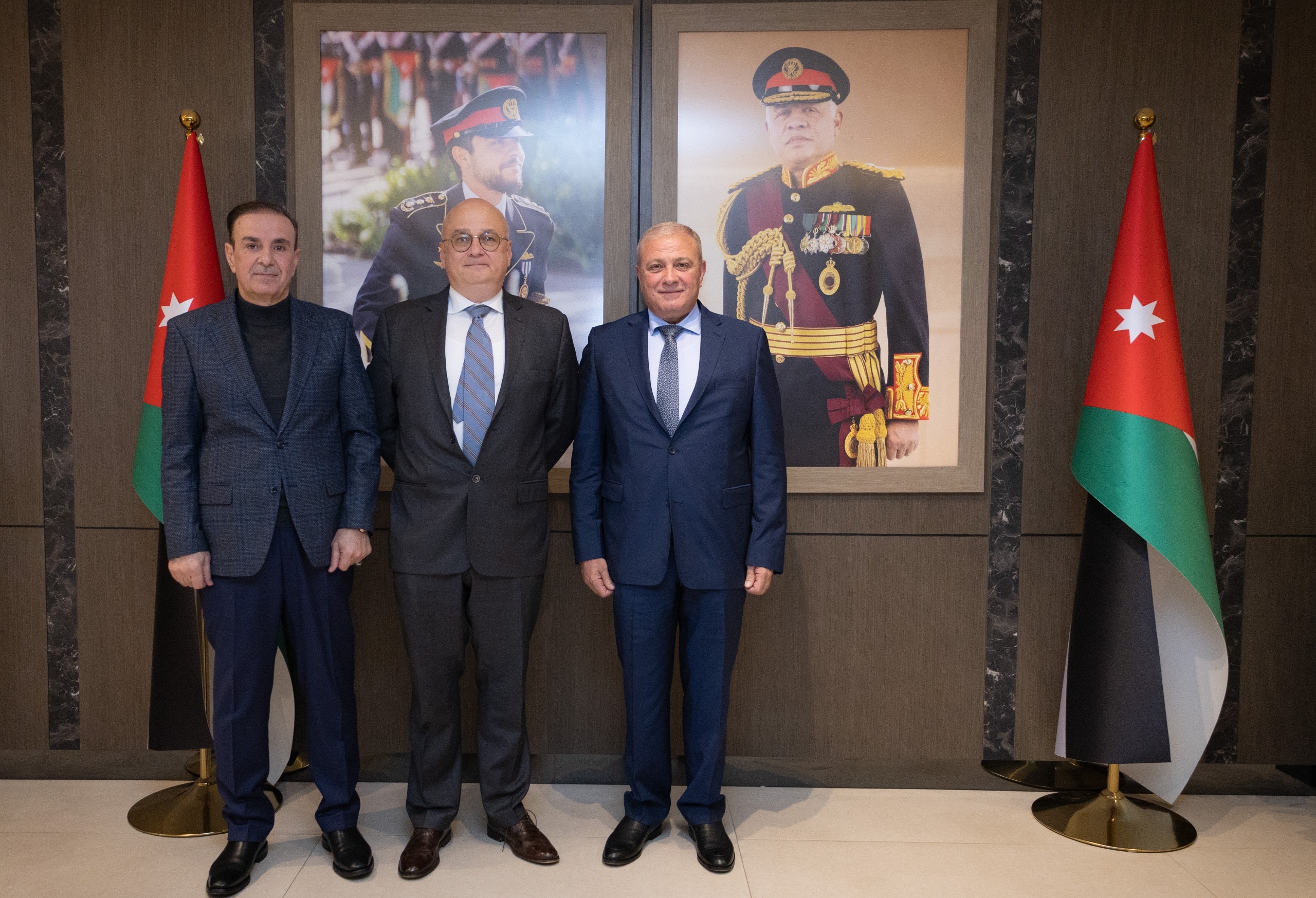 عطية يلتقي السفير الروسي