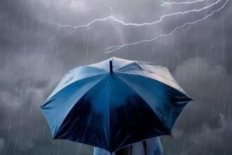 أمطار رعدية وتحذيرات من السيول اليوم وغدا