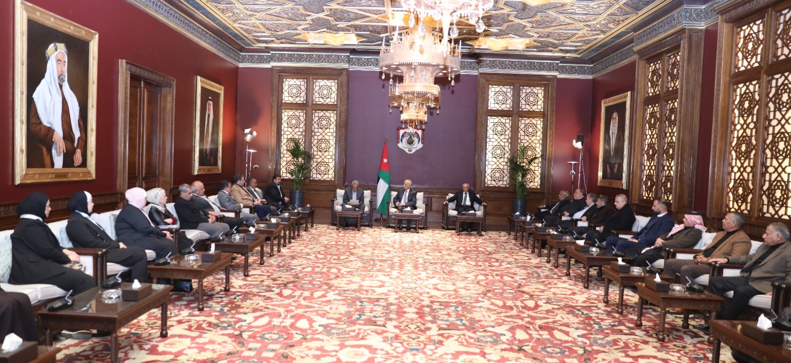 *العيسوي يلتقي وفدا من أبناء عشيرة الرتيمة*