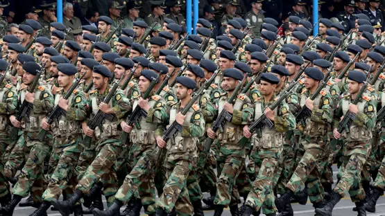 الجيش الإيراني يسقط 7 مسيرات إسرائيلية ويهاجم قواعد