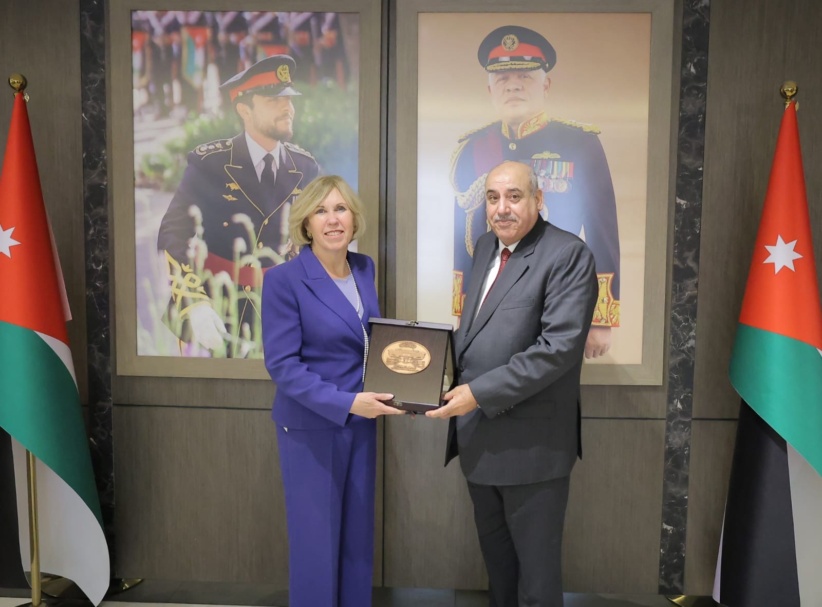 القاضي يلتقي السفيرة الأسترالية