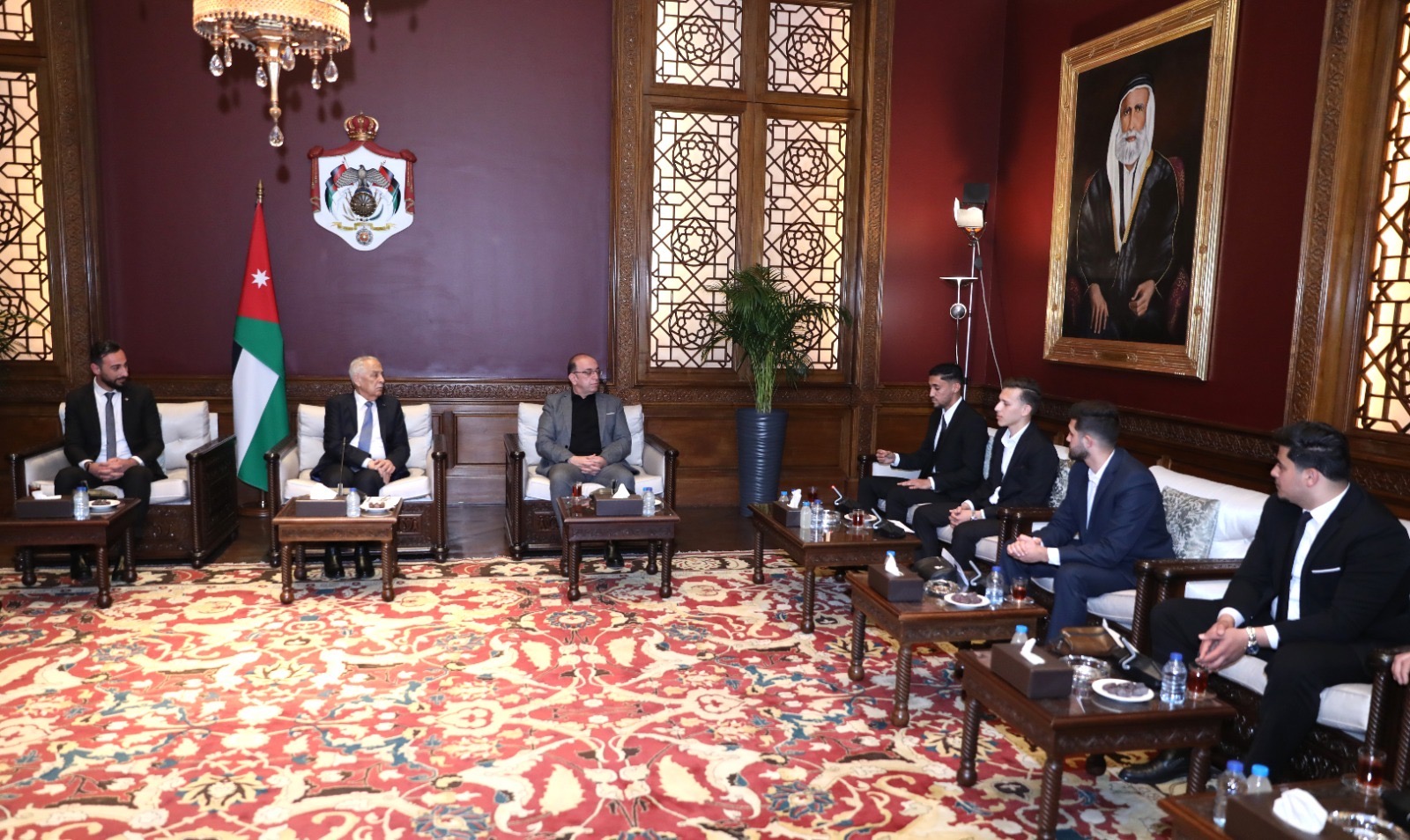 صورة حول : *العيسوي: الملك يقود الأردن بثبات في مواجهة التحديات ويرسخ نهجاً سيادياً يحمي الاستقرار ويعزز مسبرة التحديث الشامل* *العيسوي: الملك يقود الأردن بثبات في مواجهة التحديات ويرسخ نهجاً سيادياً يحمي الاستقرار ويعزز مسبرة التحديث الشامل*