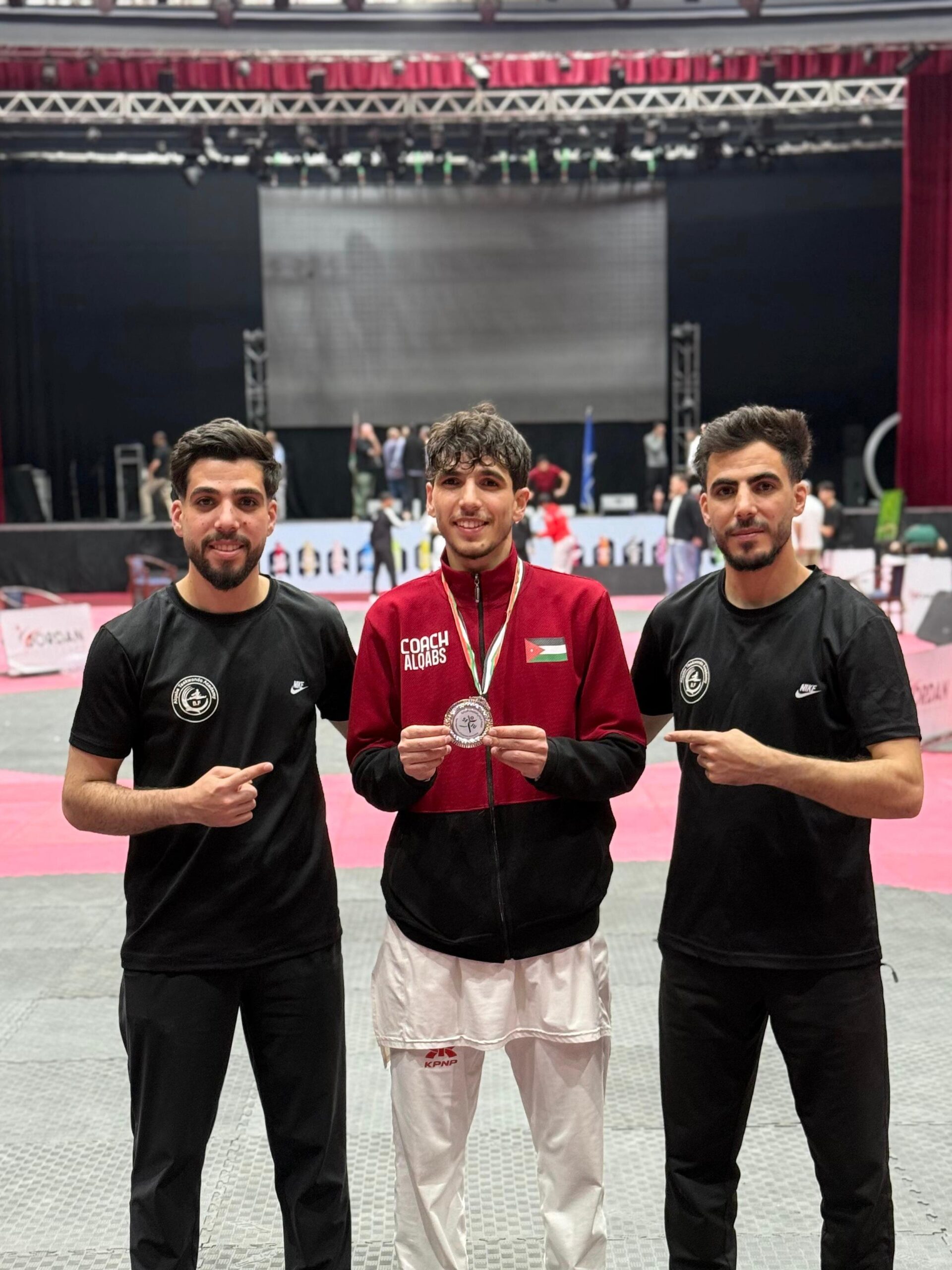 صورة حول : خالد فحماوي يحصد المركز الثاني ببطولة الجامعات خالد فحماوي يحصد المركز الثاني ببطولة الجامعات