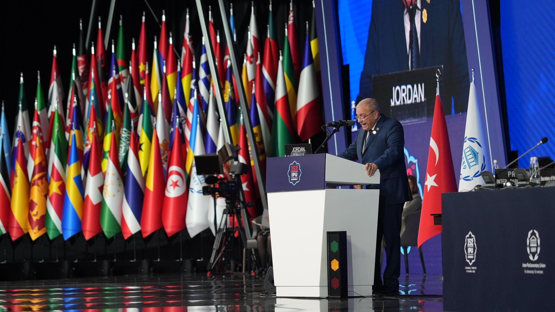 الأردن يدعو من إسطنبول لفرض عقوبات على إسرائيل وإنهاء الاحتلال