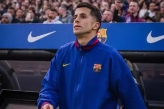 الهلال السعودي يصدم برشلونة بشأن مستقبل كانسيلو