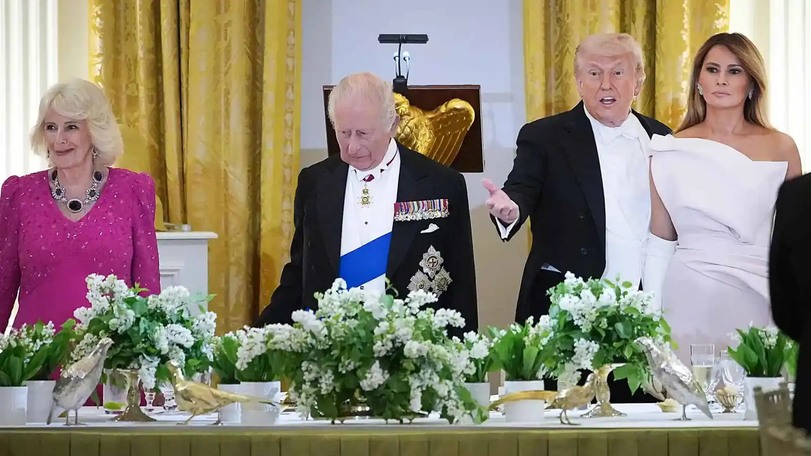 ما الذي "أسر" الملك تشارلز في عشاء البيت الأبيض؟