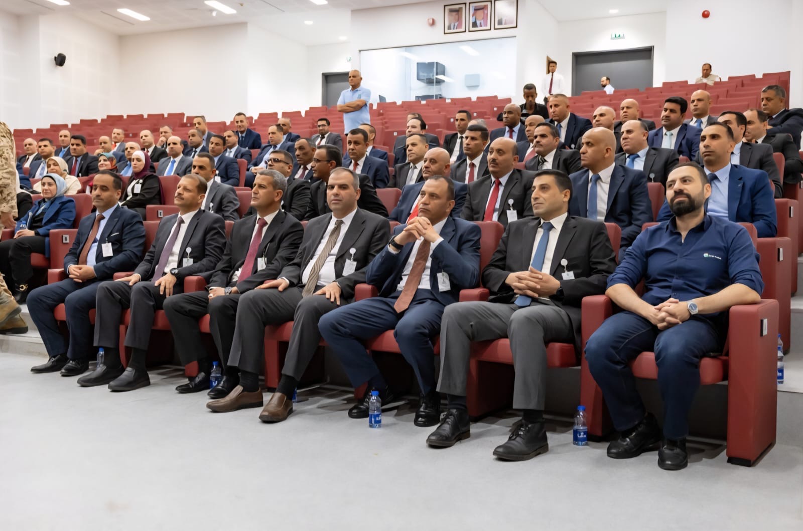 صورة حول : د. النسور يستعرض امام وفد من كلية الدفاع الوطني دور "البوتاس العربية" في دعم النمو الاقتصادي وترسيخ ركائز الأمن الاقتصادي د. النسور يستعرض امام وفد من كلية الدفاع الوطني دور "البوتاس العربية" في دعم النمو الاقتصادي وترسيخ ركائز الأمن الاقتصادي