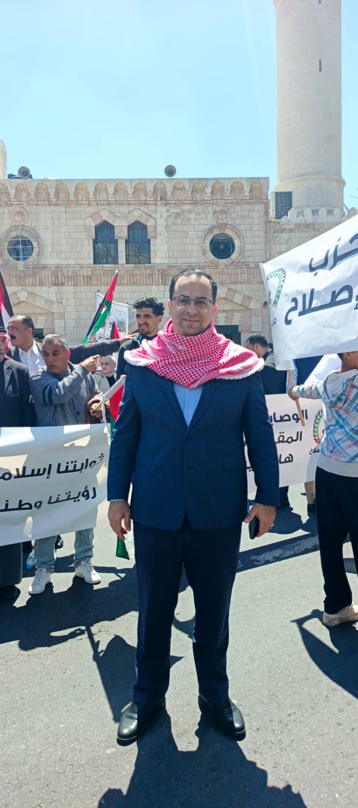 حزب الإصلاح يشارك بقيادته ونوابه وكافة فروعه وأعضائه في المسيرة المركزية دعماً للوصاية الهاشمية ونصرة للقدس