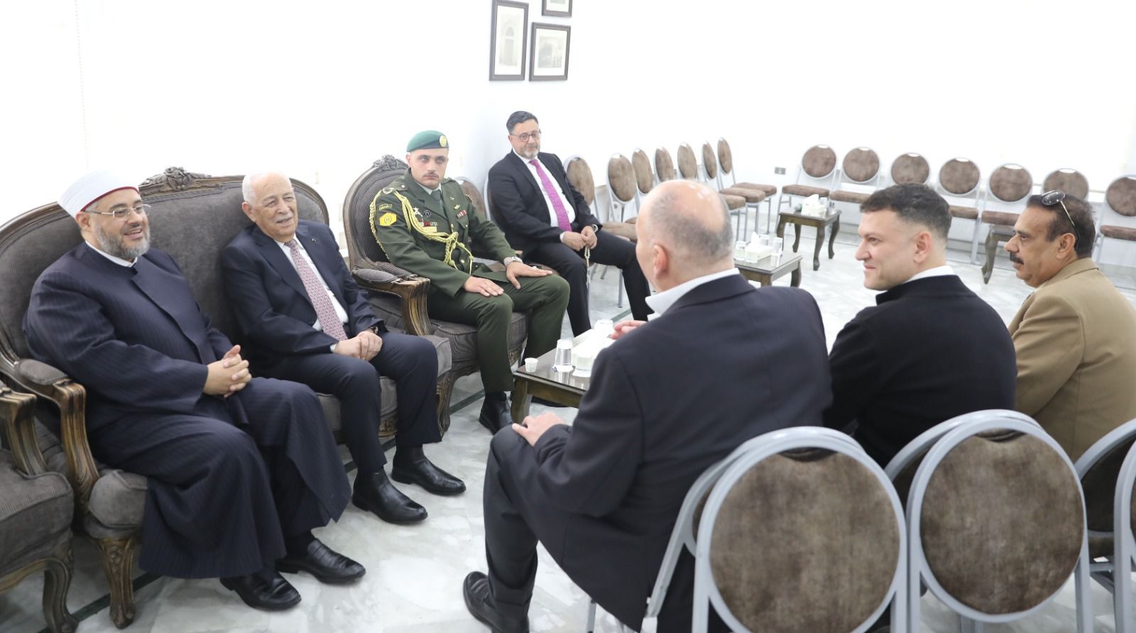 مندوبا عن الملك وولي العهد... العيسوي يعزي ملحس والمجالي وأبو نوار وصبحا وعلقم