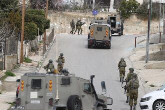 عاجل| جيش الاحتلال يقتل طفلا فلسطينيا خلال اقتحام مدينة نابلس