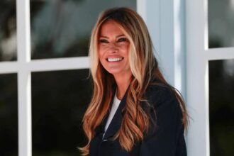 "مملكة النحل".. ميلانيا ترامب توسع إنتاج العسل في البيت الأبيض (فيديو)