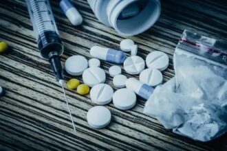 "ضربني وبكى".. ماذا فعلت المخدرات بهذا الرجل؟ (فيديو)