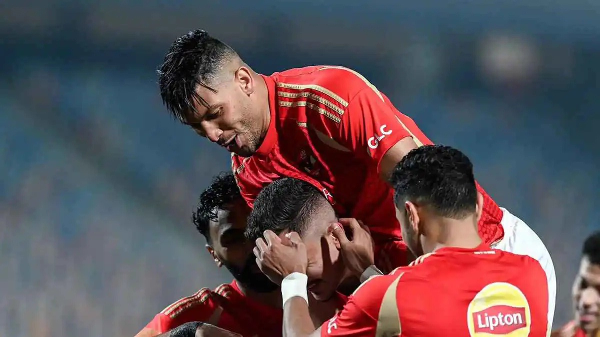 نادٍ أوروبي ينقذ الأهلي المصري من ورطة كبيرة