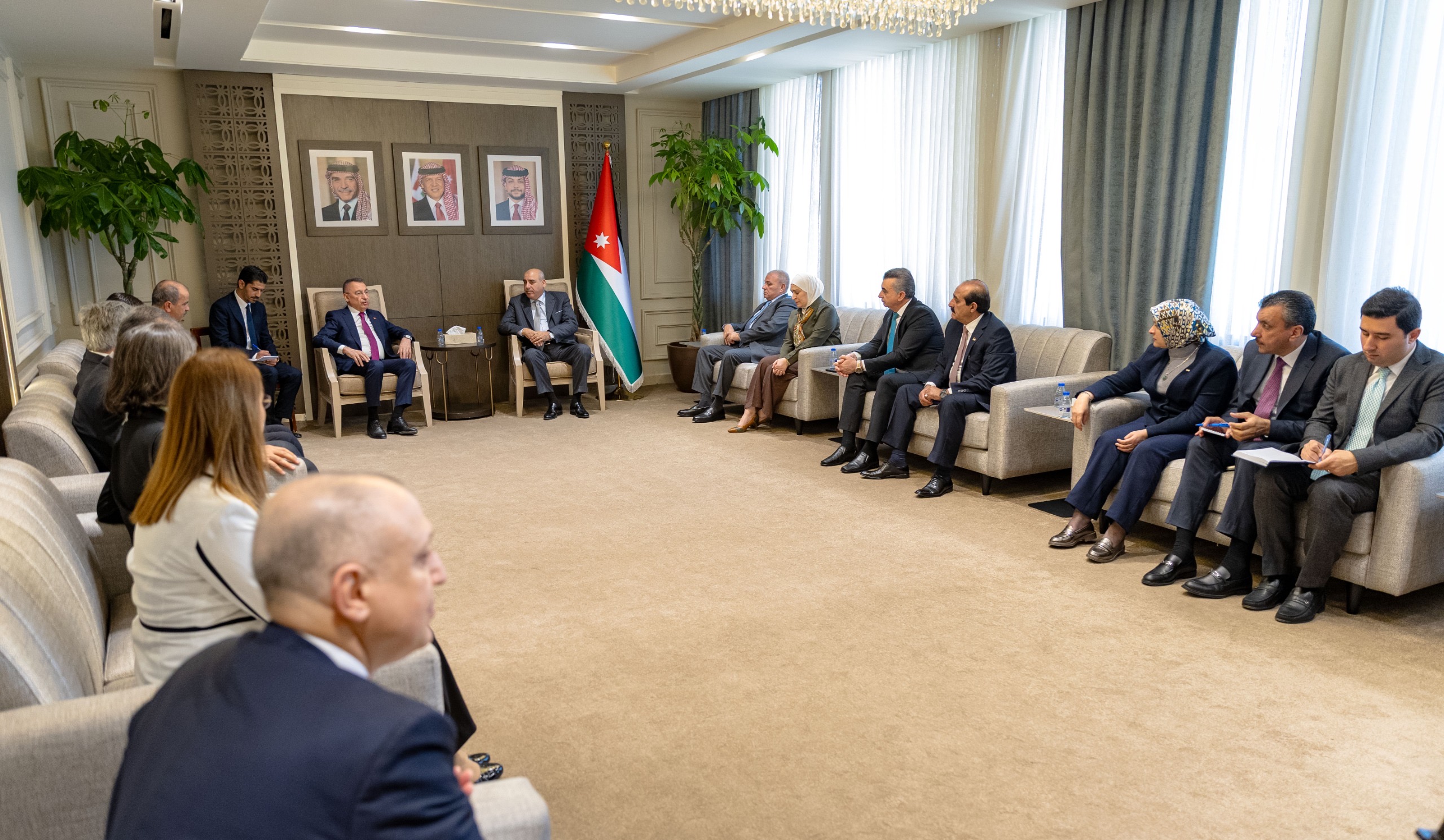 القاضي ورئيس الشؤون الخارجية في البرلمان التركي يؤكدان أهمية ودور الوصاية الهاشمية في الحفاظ على المقدسات