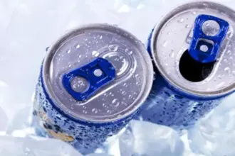 عبيدات: منع بيع مشروبات الطاقة دون 18 عاما ومراقبة الإعلانات المضللة