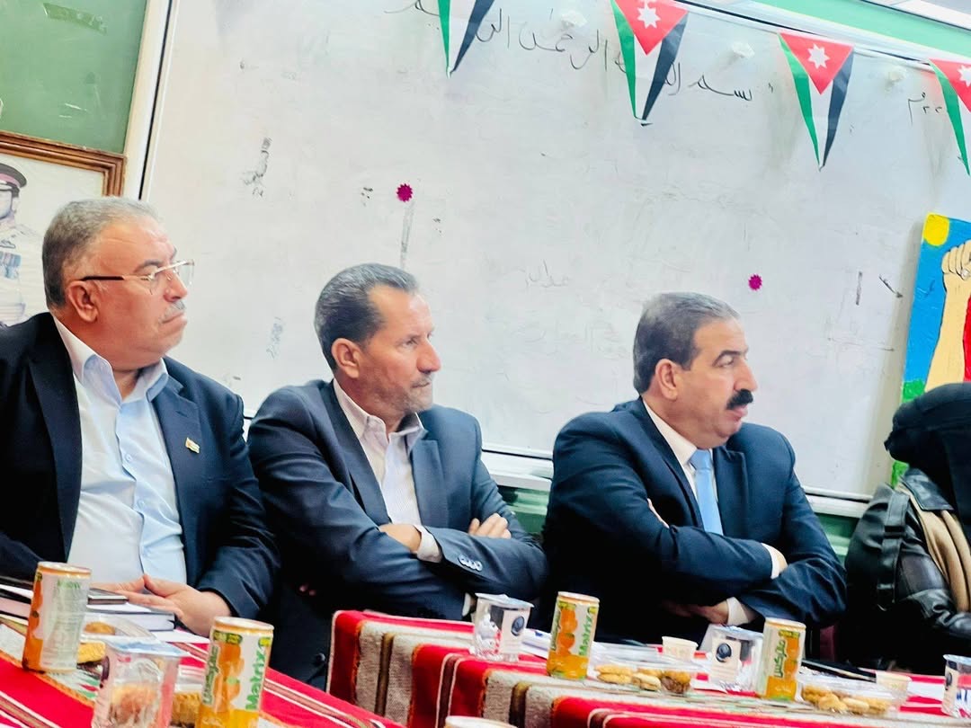 جلسة حوارية بعنوان "الذكاء الاصطناعي بين الابتكار والمسؤولية " في المزار