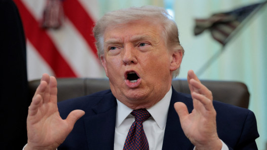 ترامب: انسحاب سريع وضربات محتملة لإيران