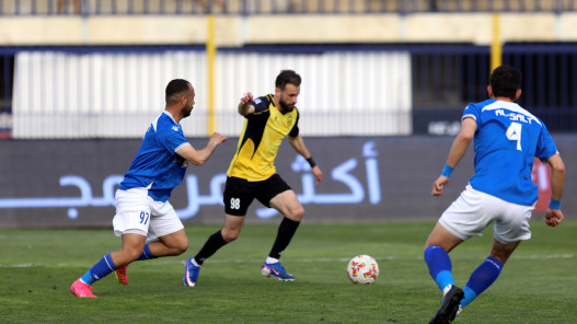 الحسين ينفرد بصدارة الدوري بعد خماسية السلط