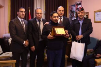 تربية بصيرا تكرم طلبة متفوقين على المملكة