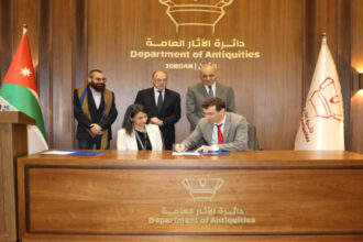 وزارة السياحة والاتحاد الأوروبي يوقعان اتفاقيتين جديدتين