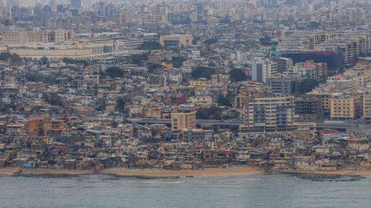 القصف يعيد قافلة مساعدات الفاتيكان من جنوب لبنان