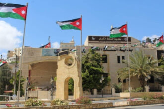 بلدية السلط تطرح عطاءات طرق بـ800 ألف