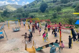 كفرسوم تستقطب الزوار بجمالها الربيعي الطبيعي