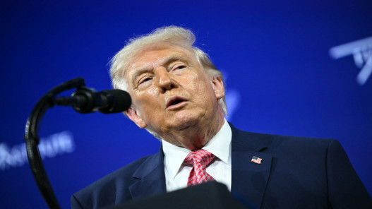 ترامب يعلن بدء عملية أميركية في مضيق هرمز