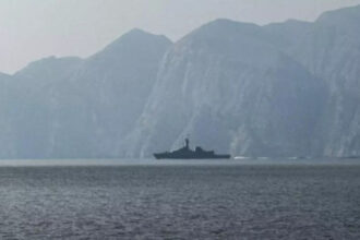 الجيش الأميركي يبدأ تهيئة لإزالة ألغام هرمز