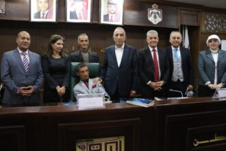 وزير الثقافة يرعى إطلاق رواية "المربية"