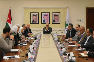 الأشغال: متابعة تنفيذ رؤية التحديث الاقتصادي